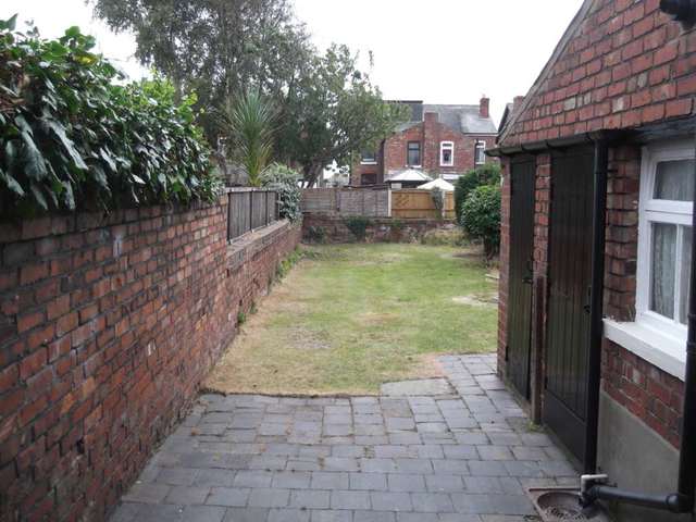  Image of 3 bedroom Semi-Detached house to rent in Pitt Street Southport PR9 at Pitt Street  Southport, PR9 7AE