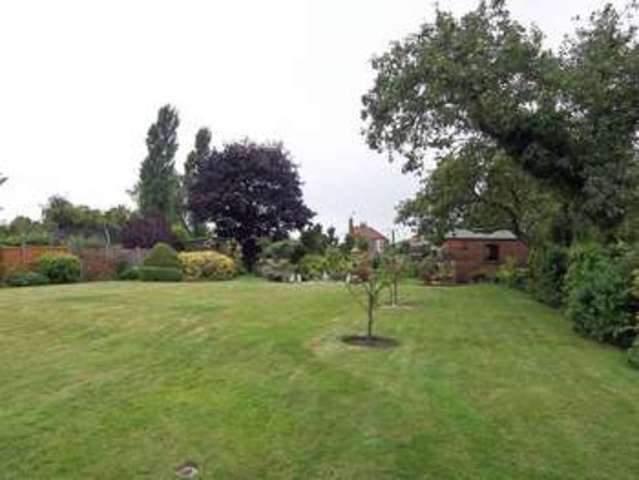  Image of 4 bedroom Detached house for sale in Plantation Road East Markham Newark NG22 at Plantation Road East Markham Newark, NG22 0SD