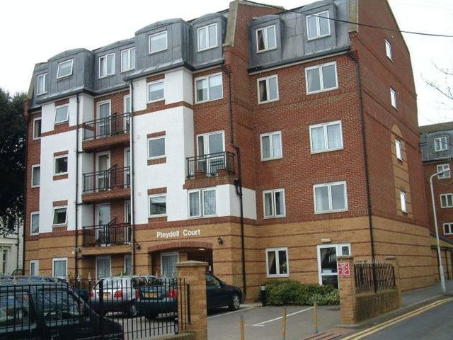  Image of 1 bedroom Retirement Property for sale in Pleydell Gardens Folkestone CT20 at Pleydell Gardens  Folkestone, CT20 2DB