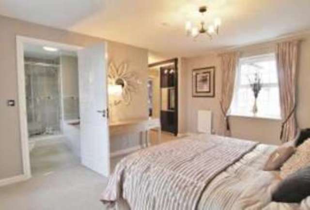  Image of 5 bedroom Detached house for sale in Samwell Way Northampton NN4 at Pineham Lock Northampton Far Cotton, NN4 9QJ