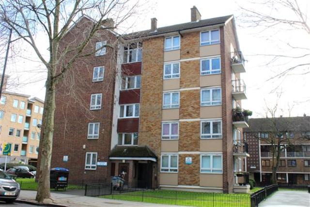  Image of 2 bedroom Apartment for sale in Plough Way London SE16 at Surrey Quays, SE16 2LT