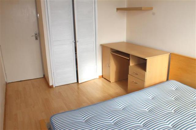  Image of 2 bedroom Apartment for sale in Plough Way London SE16 at Surrey Quays, SE16 2LT