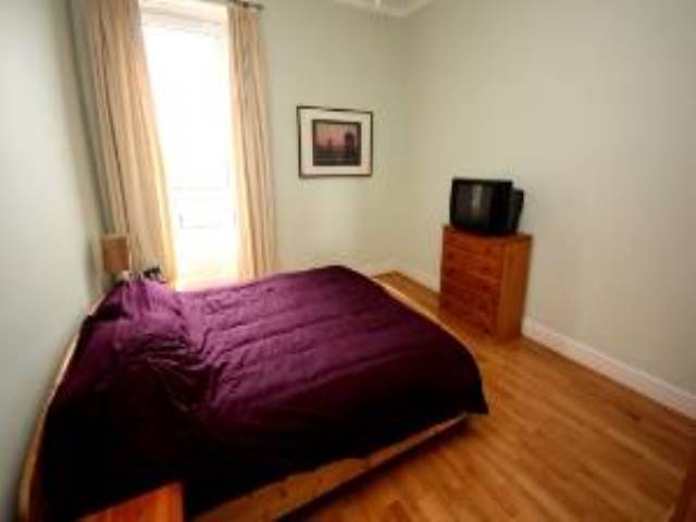  Image of 5 bedroom Flat to rent in Polwarth Place Edinburgh EH11 at Polwarth Edinburgh Edinburgh, EH11 1LG