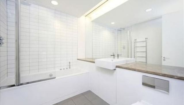  Image of 2 bedroom Flat to rent in Fulham Road London SW3 at Fulham Road  London, SW3 6SN