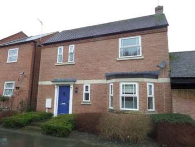  Image of 2 bedroom Detached house for sale in Popes Walk Bletchley Milton Keynes MK2 at Milton Keynes, MK2 3FJ