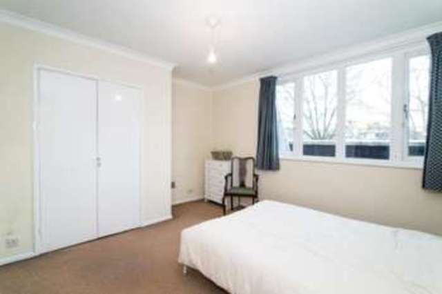  Image of 3 bedroom Flat for sale in Porchester Square London W2 at Bayswater London Royal Oak, W2 6AN