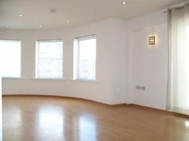  Image of 2 bedroom Flat to rent in Portland Street Southampton SO14 at Portland Street  Southampton, SO14 7BH