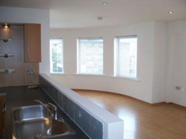  Image of 2 bedroom Flat to rent in Portland Street Southampton SO14 at Portland Street  Southampton, SO14 7BH