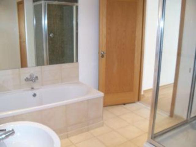  Image of 2 bedroom Flat to rent in Portland Street Southampton SO14 at Portland Street  Southampton, SO14 7BH