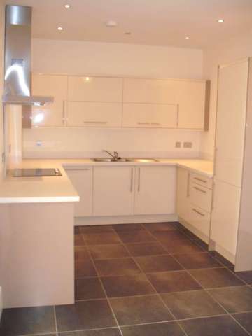 Image of 1 bedroom Apartment to rent in Post Office Avenue Southport PR9 at Post Office Avenue  Southport, PR9 0UH