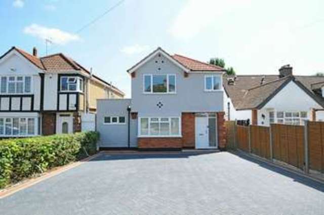  Image of 4 bedroom Detached house for sale in Potter Street Northwood HA6 at Northwood, HA6 1QE