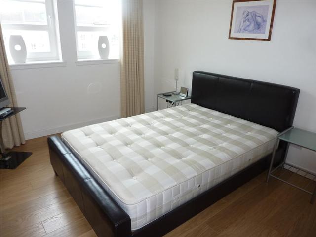  Image of 2 bedroom Flat to rent in Powderhall Rigg Edinburgh EH7 at Broughton Edinburgh Edinburgh, EH7 4GA
