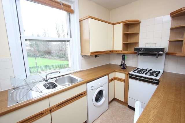  Image of 2 bedroom Flat to rent in Prestonfield Crescent Edinburgh EH16 at Prestonfield Edinburgh Edinburgh, EH16 5EN