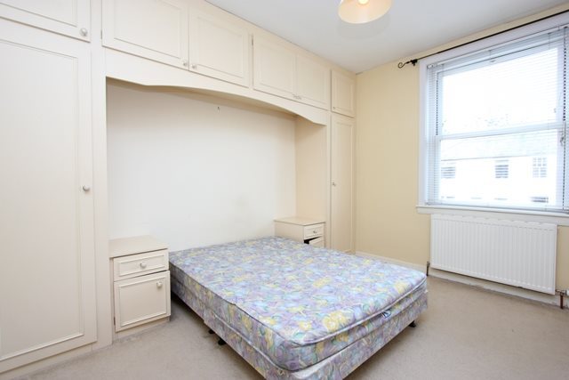  Image of 2 bedroom Flat to rent in Prestonfield Crescent Edinburgh EH16 at Prestonfield Edinburgh Edinburgh, EH16 5EN