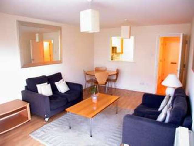  Image of 1 bedroom Flat to rent in Printers Mews London E3 at 227 Old Ford Road  Bow, E3 5NZ