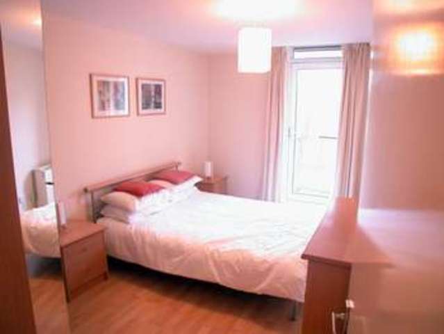  Image of 1 bedroom Flat to rent in Printers Mews London E3 at 227 Old Ford Road  Bow, E3 5NZ