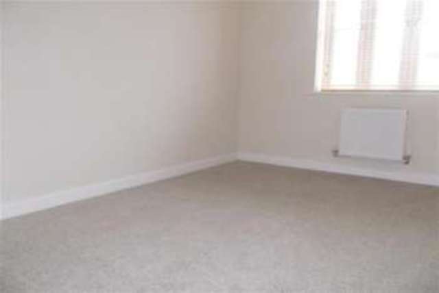  Image of 3 bedroom Detached house to rent in Courteenhall Drive Corby NN17 at Corby, NN17 5FE