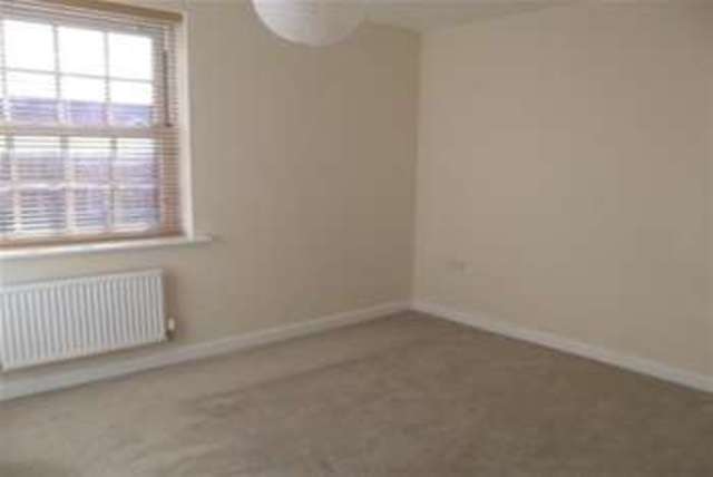  Image of 3 bedroom Detached house to rent in Courteenhall Drive Corby NN17 at Corby, NN17 5FE