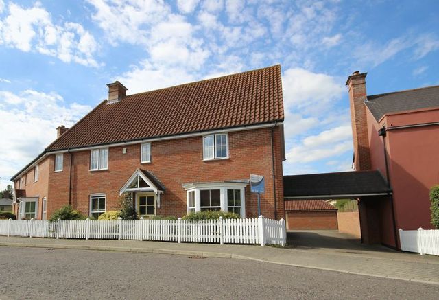  Image of 4 bedroom Semi-Detached house for sale in Priory Lane Great Notley Braintree CM77 at Priory Lane Great Notley Braintree, CM77 7DF