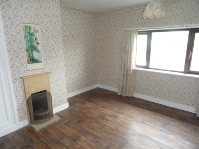  Image of 3 bedroom Semi-Detached house for sale in Prospect Mount Shipley BD18 at Windhill, Shipley, BD18 2LE