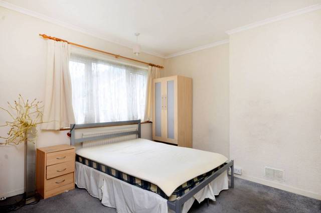  Image of 3 bedroom Detached house for sale in Beecholme Estate Prout Road London E5 at Prout Road  Upper Clapton, E5 9NS