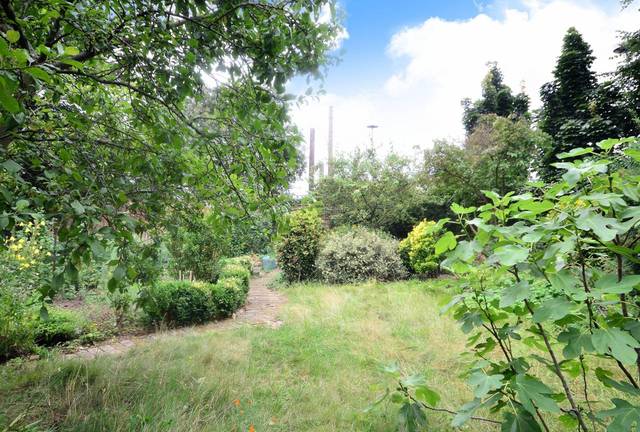  Image of 3 bedroom Detached house for sale in Beecholme Estate Prout Road London E5 at Prout Road  Upper Clapton, E5 9NS
