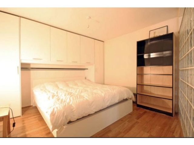  Image of 1 bedroom Apartment to rent in Great West Road London W6 at Great West Road  London, W6 9AG