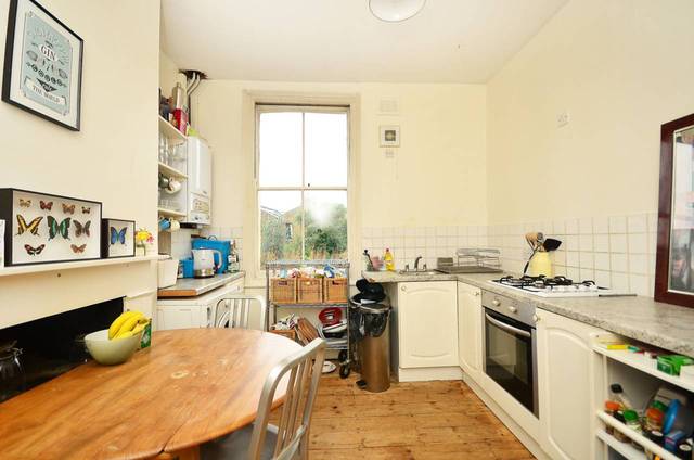  Image of 2 bedroom Flat for sale in Queen Anne Road London E9 at Queen Anne Road  Victoria Park, E9 7AH