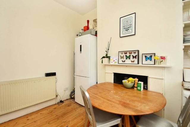  Image of 2 bedroom Flat for sale in Queen Anne Road London E9 at Queen Anne Road  Victoria Park, E9 7AH