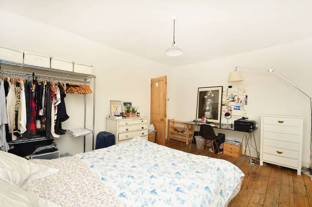  Image of 2 bedroom Flat for sale in Queen Anne Road London E9 at Queen Anne Road  Victoria Park, E9 7AH