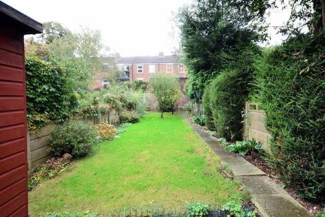  Image of 3 bedroom Detached house for sale in Queen Elizabeths Walk London N16 at Queen Elizabeths Walk  Stoke Newington, N16 0HX