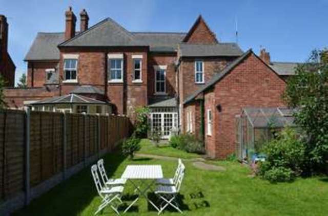  Image of 4 bedroom Semi-Detached house for sale in Queen Street Retford DN22 at Queen Street  Retford, DN22 7BH