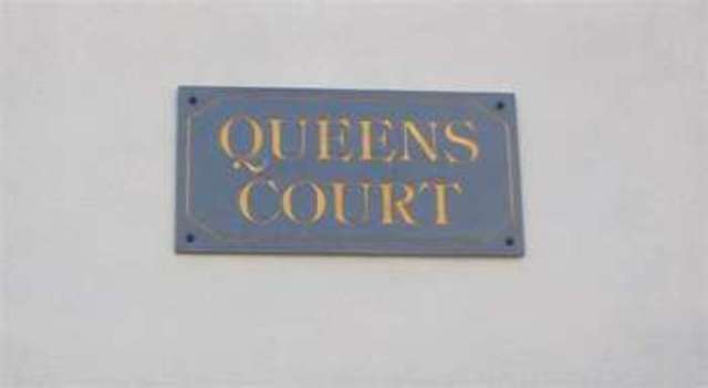  Image of 2 bedroom Apartment for sale in Queens Avenue Leigh-on-Sea SS9 at Queens Avenue Leigh on Sea Leigh-on-Sea, SS9 1QT