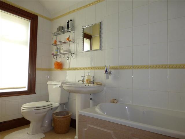  Image of 2 bedroom Terraced house for sale in Queens Road Lowestoft NR32 at Queens Road  Lowestoft, NR32 1TD