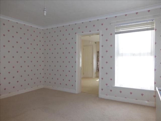  Image of 3 bedroom Terraced house for sale in Queens Road Lowestoft NR32 at Queens Road  Lowestoft, NR32 1TB