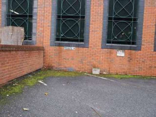  Image of 2 bedroom Semi-Detached house for sale in Queens Road Newark NG24 at Queens Road  Newark, NG24 1HB