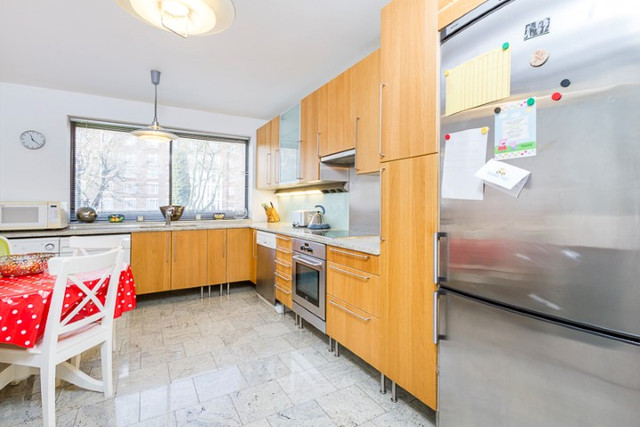  Image of 3 bedroom Flat to rent in Queens Terrace London NW8 at Finchley Road  London, NW8 6DF