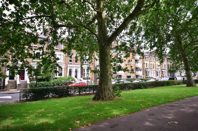  Image of 2 bedroom Maisonette for sale in Queensdown Road London E5 at Queensdown Road  Lower Clapton, E5 8NN