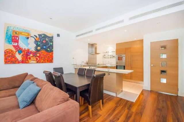  Image of 2 bedroom Apartment to rent in Queenstown Road London SW8 at Queenstown Road, London Queens Road London, SW8 4NN