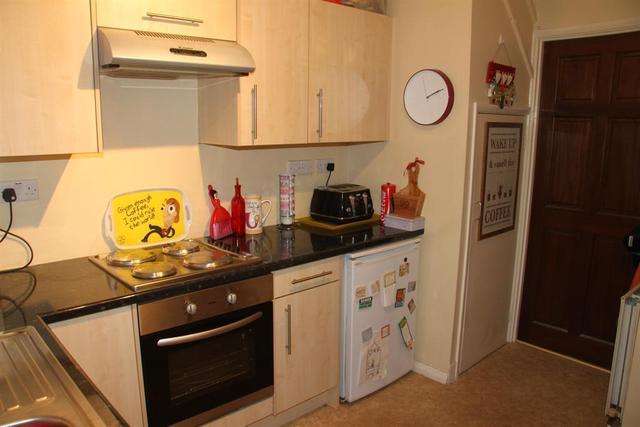  Image of 3 bedroom End of Terrace for sale in Queensway Yeadon Leeds LS19 at Yeadon Leeds Yeadon, LS19 7PA