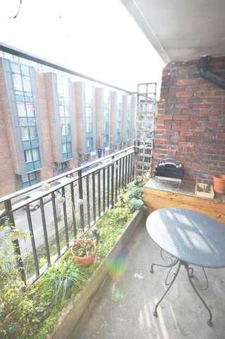  Image of 3 bedroom Flat to rent in Gray Street London SE1 at Gray Street  Waterloo, SE1 8UY