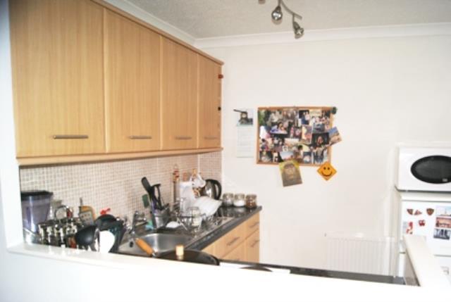  Image of 1 bedroom Flat to rent in Raeberry Street Glasgow G20 at Kelvinbridge Glasgow Glasgow, G20 6EQ