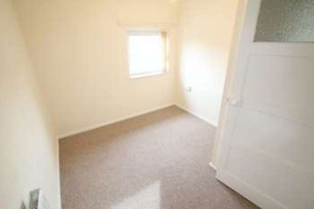  Image of 3 bedroom Semi-Detached house to rent in Ralph Drive Stoke-on-Trent ST1 at Ralph Drive Sneyd Green Stoke-On-Trent, ST1 6JG
