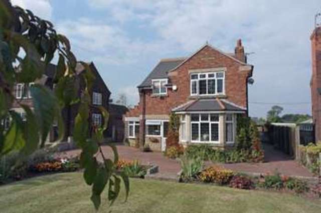  Image of 4 bedroom Detached house for sale in Ramper Road Saundby Retford DN22 at 9 Ramper Road Saundby Retford, DN22 9EX