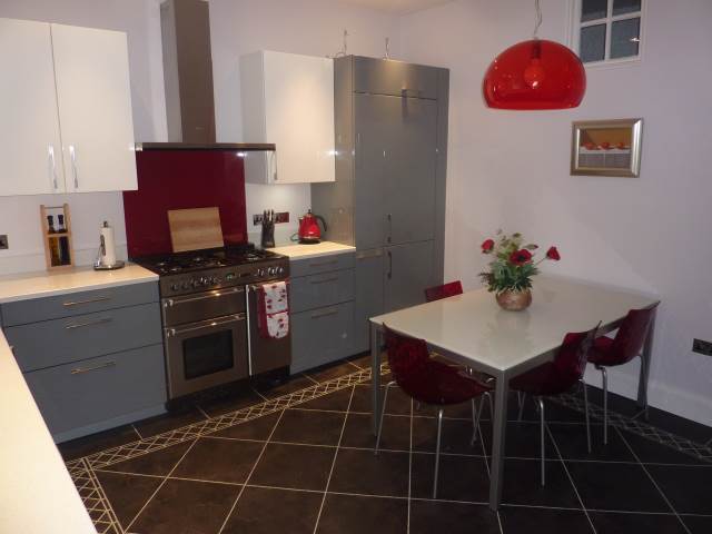  Image of 4 bedroom Flat to rent in Ramsay Garden Edinburgh EH1 at Old Town Edinburgh Edinburgh, EH1 2NA