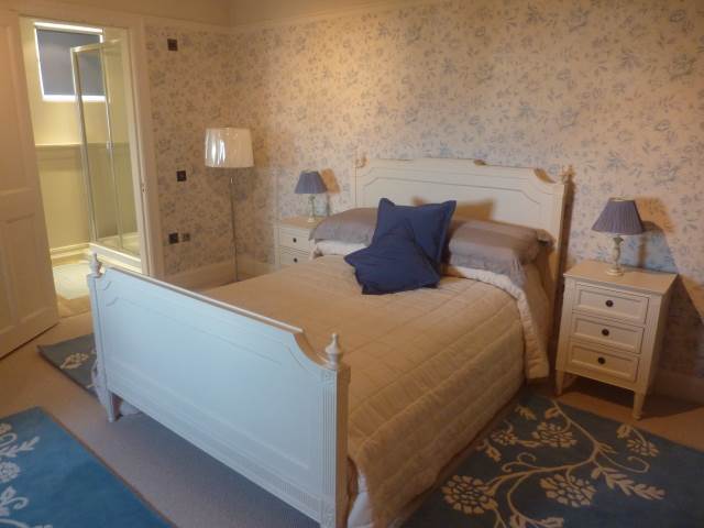  Image of 4 bedroom Flat to rent in Ramsay Garden Edinburgh EH1 at Old Town Edinburgh Edinburgh, EH1 2NA