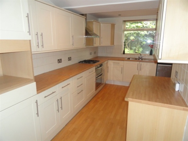  Image of 5 bedroom Terraced house for sale in Randall Place Bradford BD9 at Heaton, Bradford, BD9 4AE