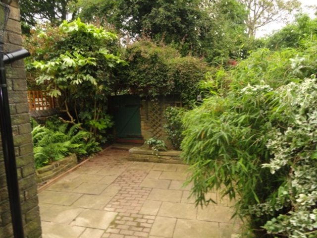  Image of 5 bedroom Terraced house for sale in Randall Place Bradford BD9 at Heaton, Bradford, BD9 4AE