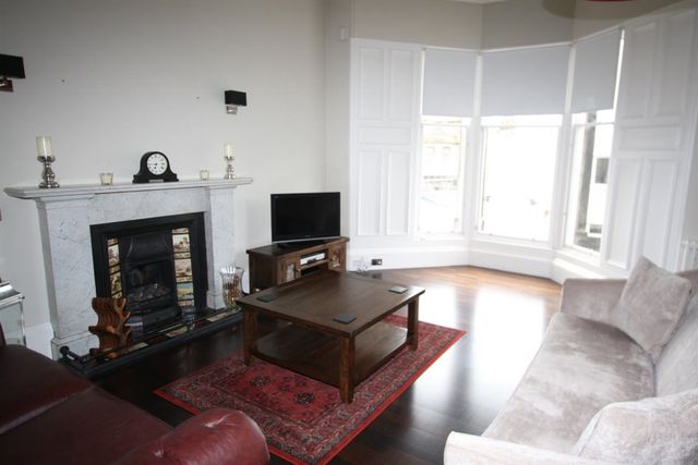  Image of 4 bedroom Flat to rent in Ravelston Terrace Edinburgh EH4 at Ravelston Edinburgh Edinburgh, EH4 3EF