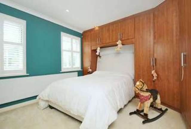  Image of 4 bedroom Detached house for sale in Ravenswood Park Northwood HA6 at Northwood, HA6 3PS